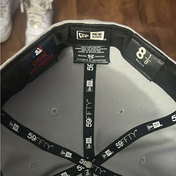New Era | Accessories | New Era 59fifty Light Gray Fitted Cap | Poshmark